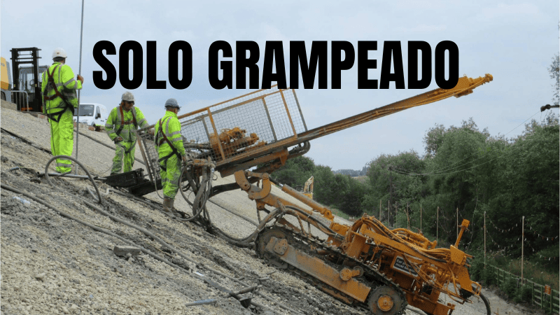 Perfuração solo grampeado em andamento